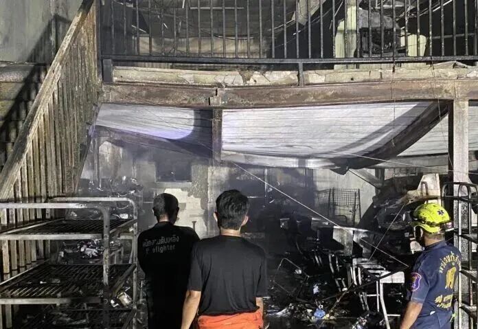 印尼仓库发生连环爆炸！10亿中国货物被烧光！插图4爱亚仓